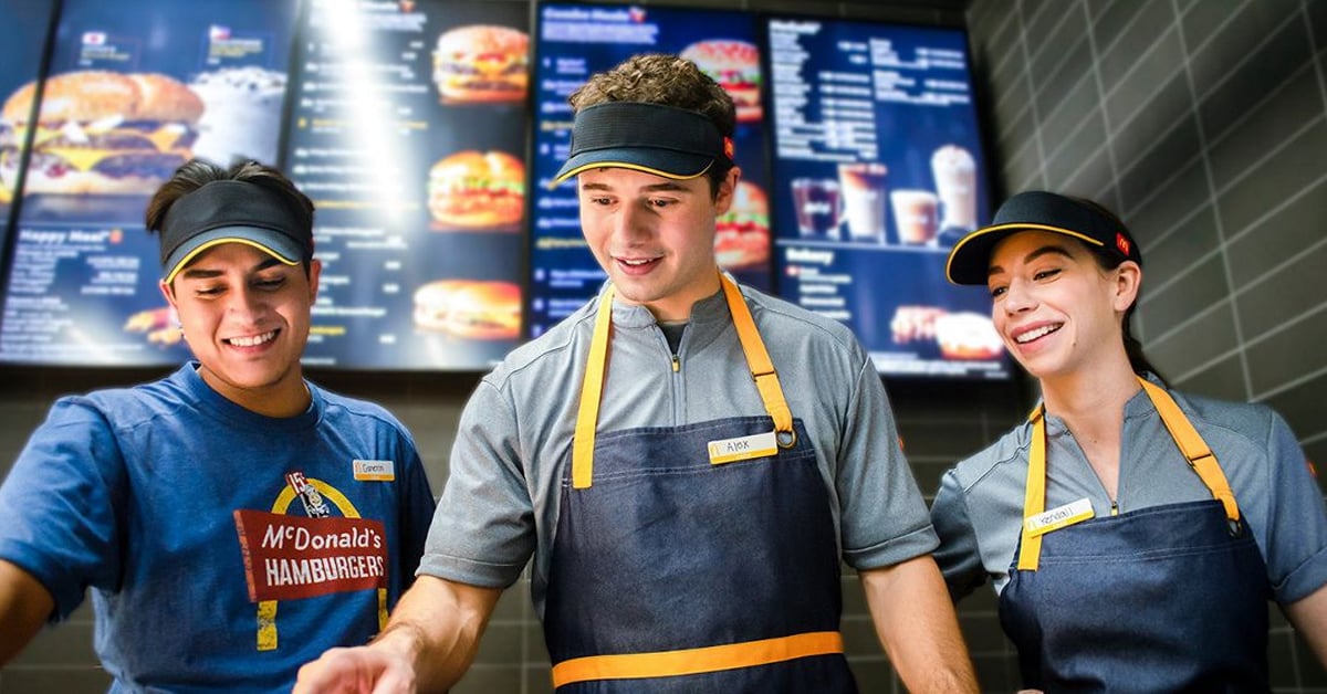 McDonald's team members working together to deliver fresh, fast, and friendly service. | ©Image Credit: McDonald's