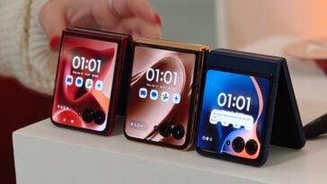 The 2025 Motorola Razr family ©Image Credit: GEEKSPIN
