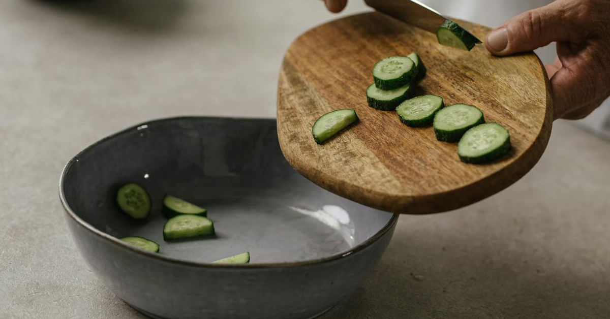 Sliced cucumbers | ©Image Credit: SHVETS production/Pexels