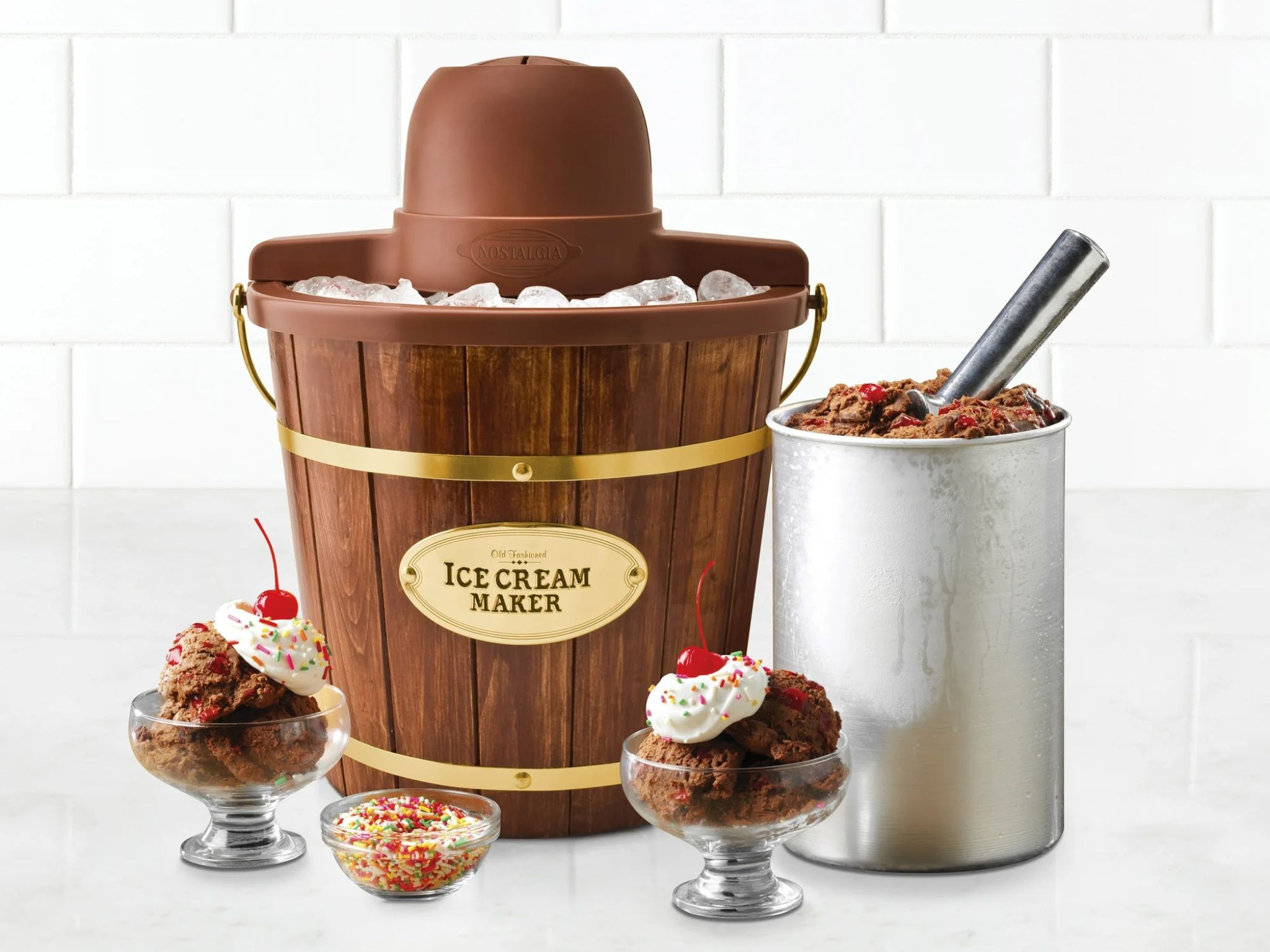 Nostalgia 4-Quart Ice Cream Maker ©Image Credit: Nostalgia