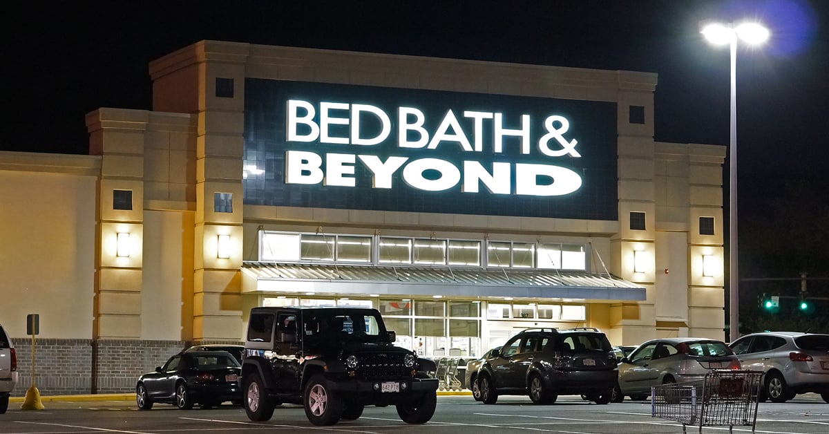 The exterior of a Bed Bath & Beyond Store | ©Image Credit: Anthony92931/Wikimedia Commons