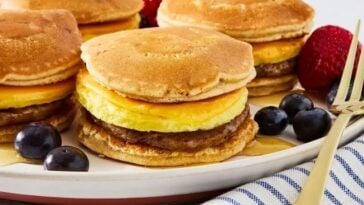 Walmart's Great Value Sausage, Egg & Cheese Griddle Cake Sandwich ©Image Credit: Walmart