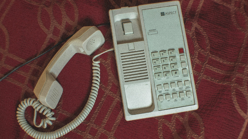 Corded telephone | ©Image Credit: Unsplash / Shannon VanDenHeuvel