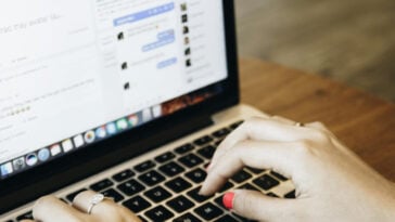 A new Facebook scam starts with a simple message—like "How are you?"—but ends with stolen accounts, fake offers, and drained wallets. | ©Image Credit: Tranmautritam/Pexels