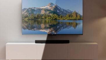 Amazon 65-inch QLED Omni Series Fire TV ©Image Credit: Amazon