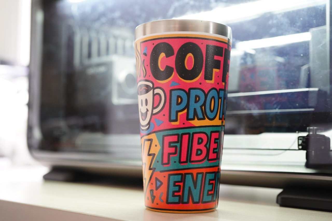 The EudyMake E1 can print directly onto cylindrical objects like mugs ©Image Credit: GEEKSPIN