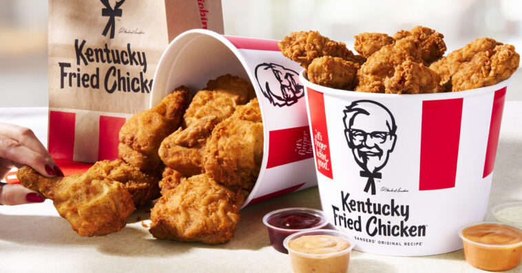 KFC’s Comeback campaign kicks off with free buckets of chicken | ©Image Credit: KFC
