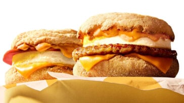 The new Spicy McMuffins | ©Image Credit: McDonald's
