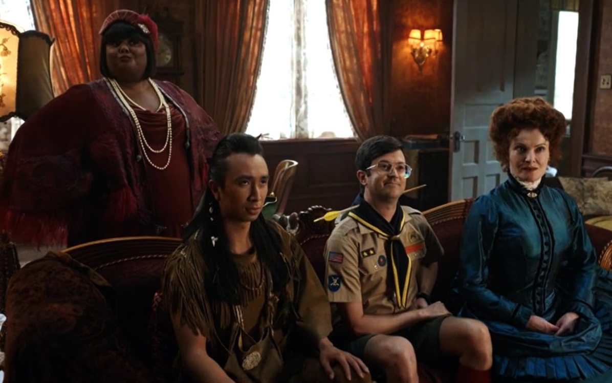 Rebecca Wisocky, Richie Moriarty, Román Zaragoza, and Danielle Pinnock in Ghosts (2021)