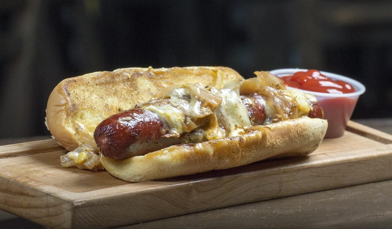 8 Ultra-Processed Meats Experts Say to Avoid 4 Hot Dog