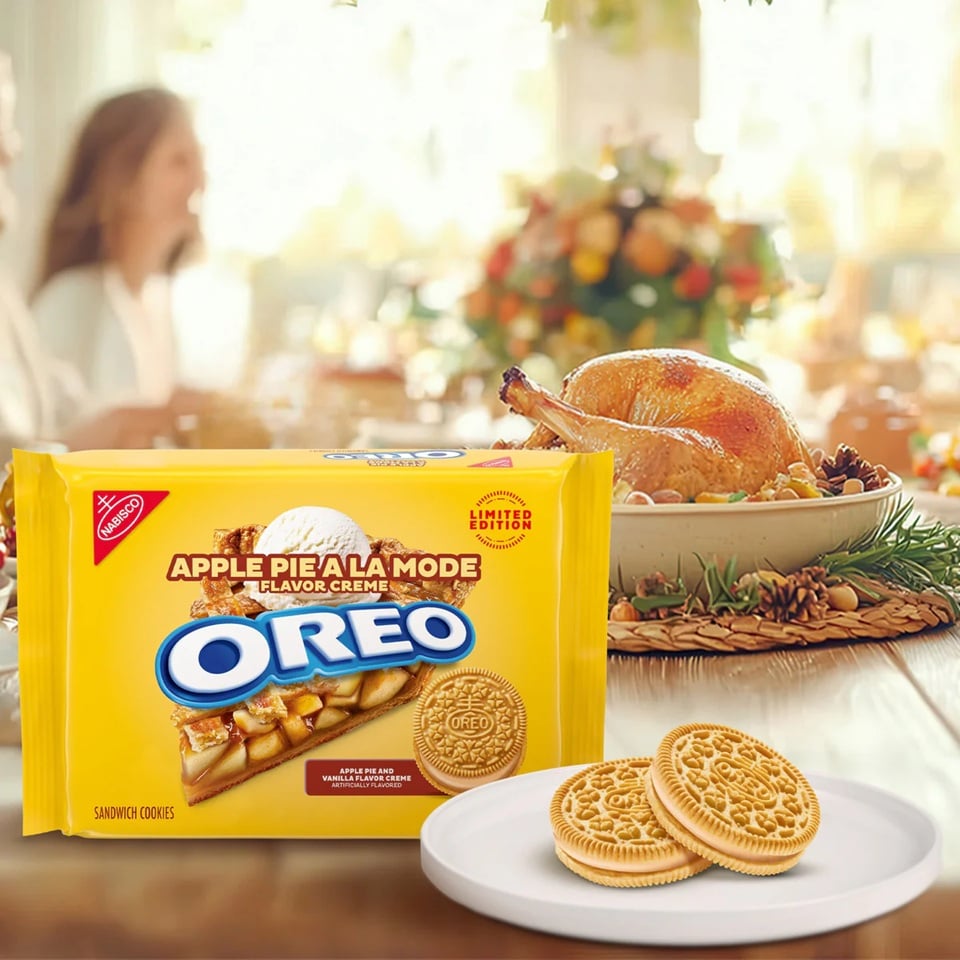 The new Apple Pie à la Mode Oreos | ©Image Credit: Oreo