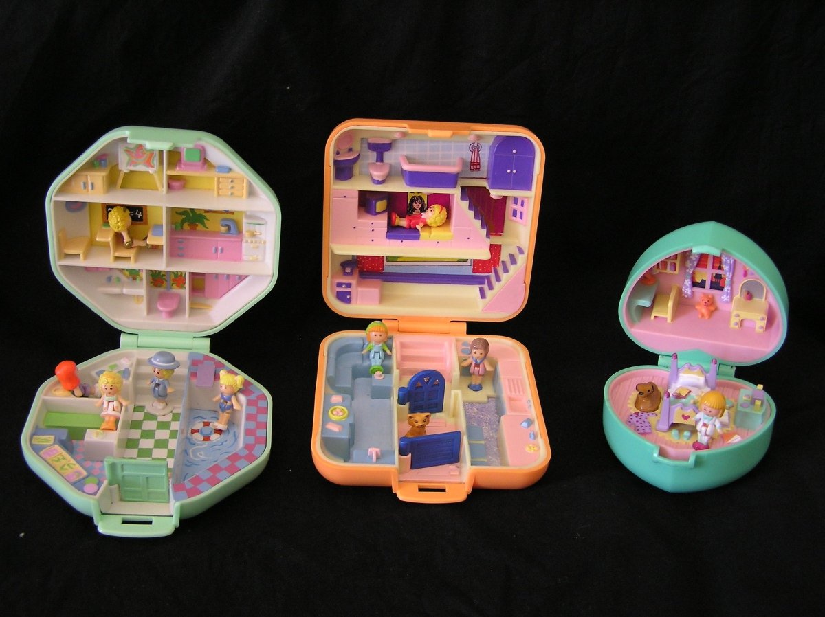 10 once popular '90s items kids today won't recognize 11 Polly Pocket in school, a lady's home and in the bedroom