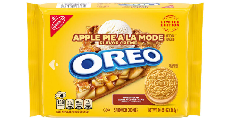 Apple pie à la mode, now in cookie form—Oreo’s sweetest fall upgrade yet! | ©Image Credit: Oreo