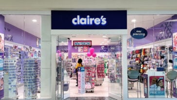 Claire’s enters second bankruptcy in seven years. | ©Image Credit: The Gardens Mall