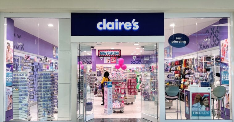 Claire’s enters second bankruptcy in seven years. | ©Image Credit: The Gardens Mall