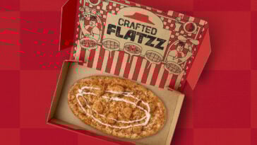 Introducing Crafted Flatzz — Pizza Hut’s fresh twist on personal pies. | ©Image Credit: Pizza Hut