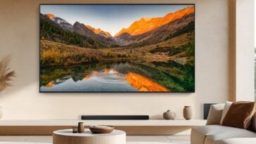 Samsung Class NEO QN90F 115-inch TV ©Image Credit: Samsung