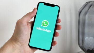Stay safe on WhatsApp: Meta cracks down on scams and rolls out new tools to protect users from fraud. | ©Image Credit: Anton/Pexels