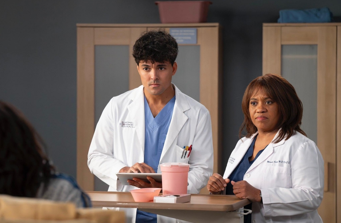 Chandra Wilson and Niko Terho in Ridin' Solo (Season 21, Episode 12 of Grey's Anatomy, 2025) | ©Image Credit: ABC