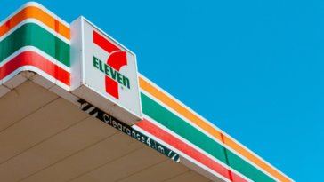 7-Eleven ©Image Credit: unsplash.com / Josh Chiodo