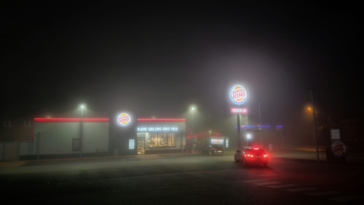 Burger King ©Image Credit: unsplash.com / Nazrin Babashova