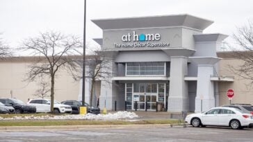An At Home store in Macomb County, Michigan | ©Image Credit: Wikimedia Commons / ajay_suresh