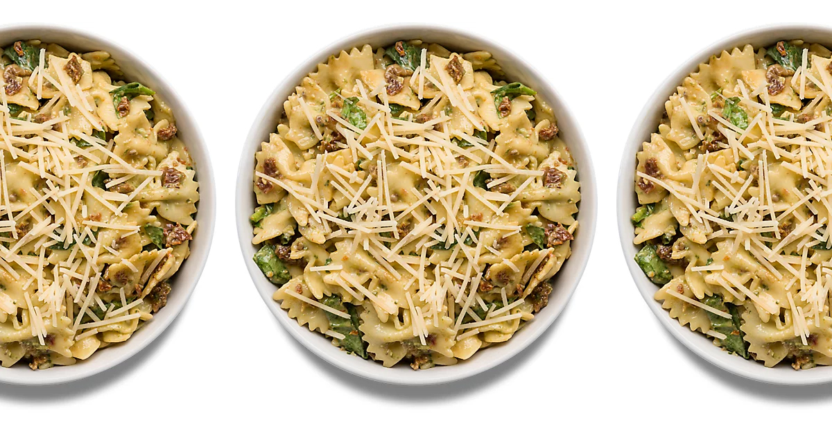 Bowtie pasta salads among deli items recalled by Albertsons over listeria concerns. | ©Image Credit: Vons