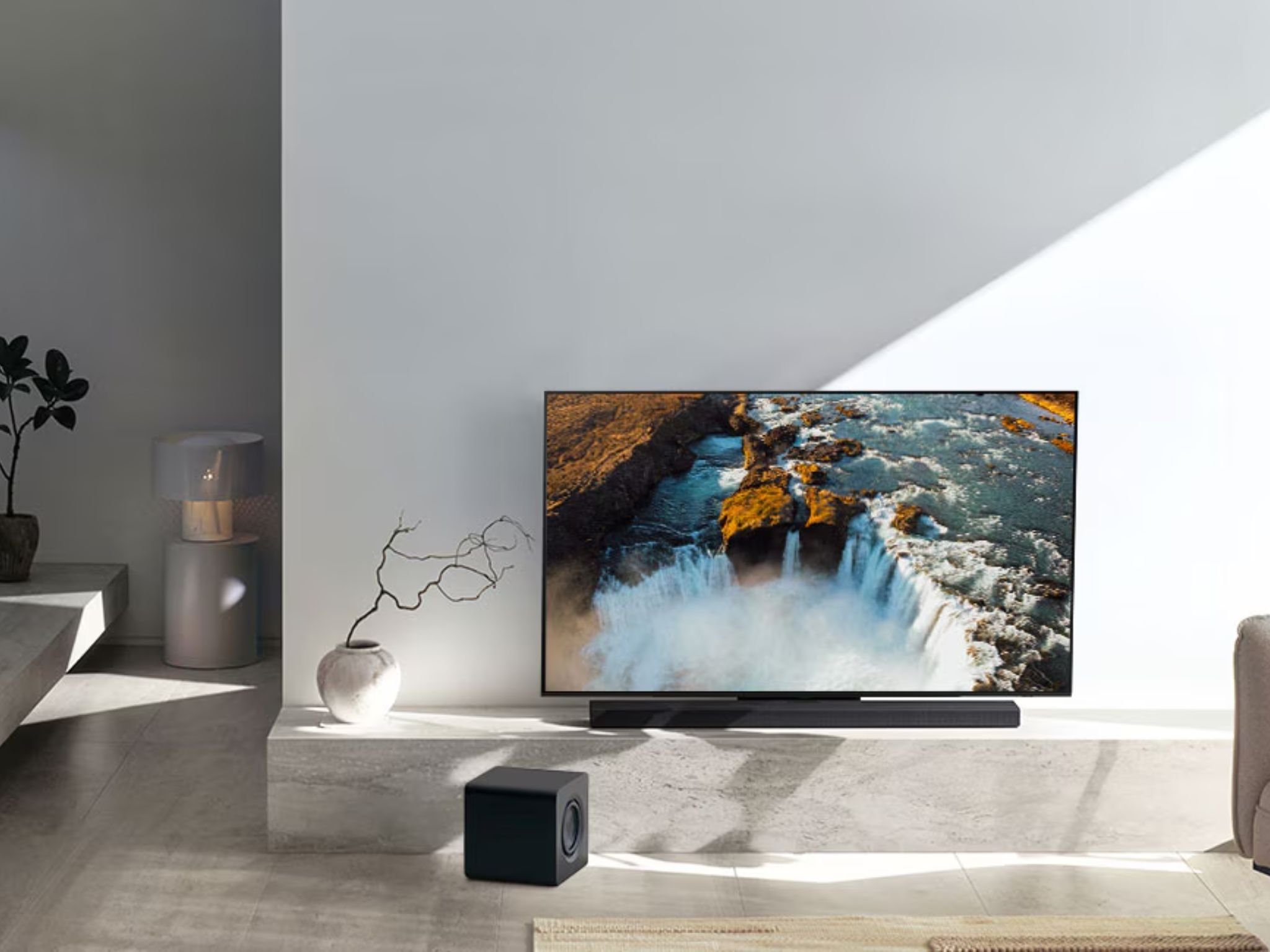 Samsung HW-QS700F Soundbar ©Image Credit: Samsung