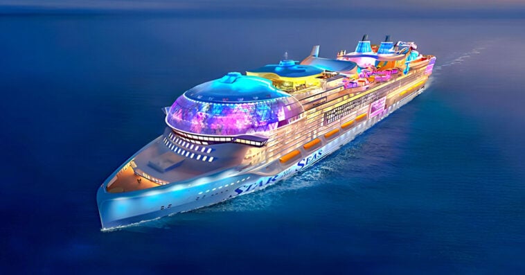 Royal Caribbean’s Star of the Seas—the world’s largest cruise ship—lights up the ocean with record-breaking thrills at sea. | ©Image Credit: Royal Caribbean International