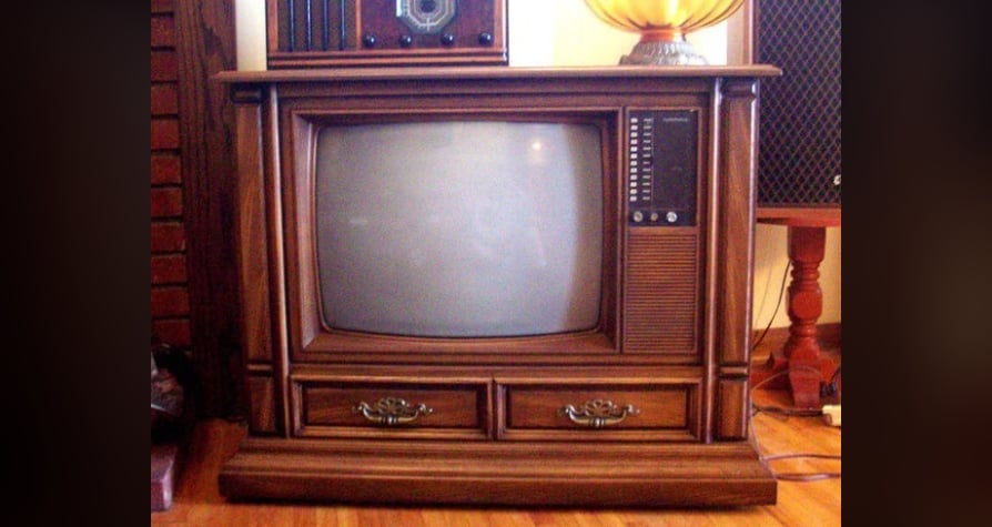 9 electronics every home had in 1980 2 Curtis-Mathes Model H2503ME Console TV