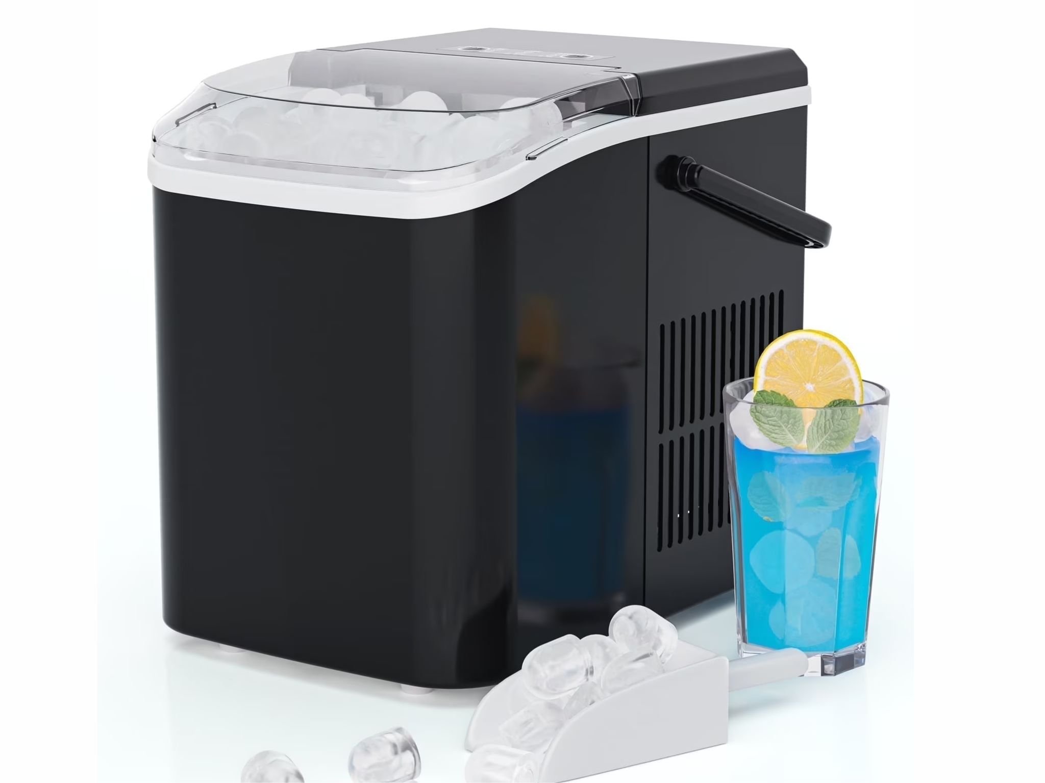 10 Walmart kitchen finds you can grab for under $100 4 CONCETTA Portable Ice Maker Machine ©Image Credit: CONCETTA