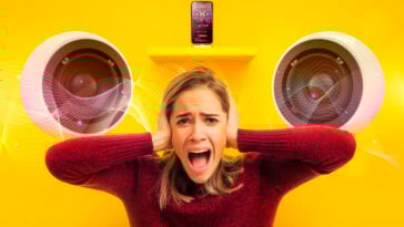 California has passed a law banning loud commercials on all ad-supported streaming platforms. ©Image Credit: Freepik