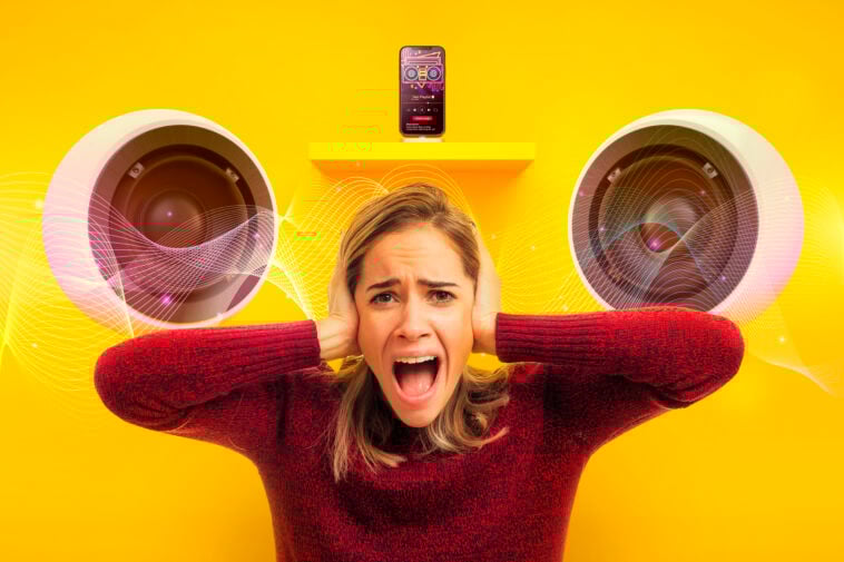 California has passed a law banning loud commercials on all ad-supported streaming platforms. ©Image Credit: Freepik