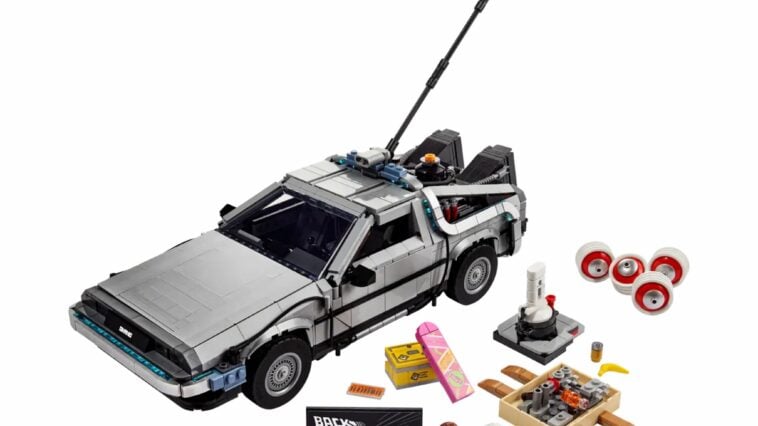 LEGO Back to the Future DeLorean Set ©Image Credit: LEGO