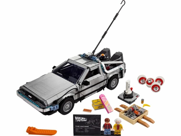 LEGO Back to the Future DeLorean Set ©Image Credit: LEGO