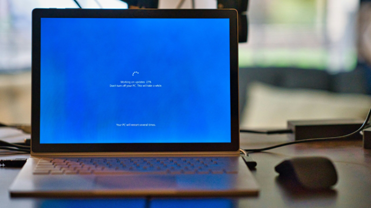 Microsoft ends Windows 10 support | ©Image Credit: Clint Patterson / unsplash.com
