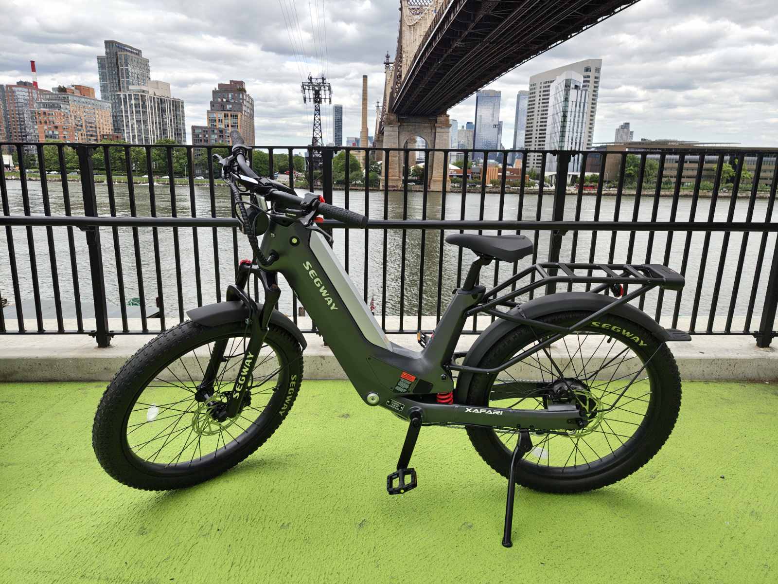 Segway's Xafari is an e-bike that checks virtually every box and delivers an experience that's both practical and genuinely fun. ©Image Credit: GEEKSPIN