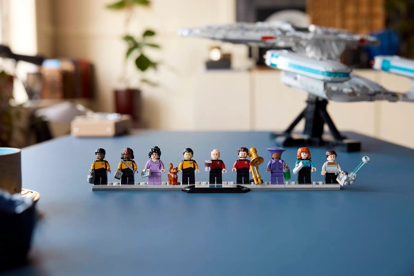 The minifigures included in the LEGO Icons Star Trek: U.S.S. Enterprise NCC-1701-D set | ©Image Credit: LEGO