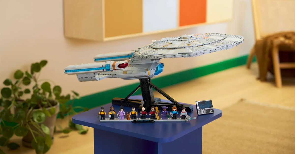 A masterpiece from the final frontier — LEGO’s first-ever Star Trek set brings the U.S.S. Enterprise-D and its iconic crew to life in brick form. | ©Image Credit: LEGO