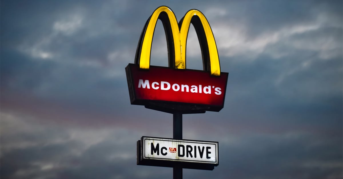 McDonald’s feels the impact as Gen Z eats out less to save money. | ©Image Credit: Jurij Kenda/Unsplash