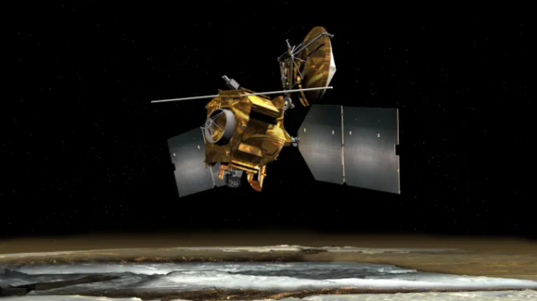 Artist's rendering of NASA's Mars Reconnaissance Orbiter above Mars | ©Image Credit: NASA