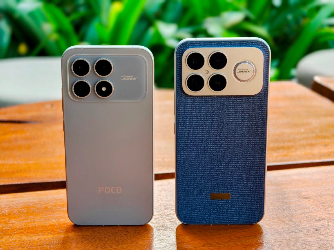 The POCO F8 Series (F8 Pro pictured left and F8 Ultra pictured right) ©Image Credit: GEEKSPIN