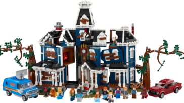 Unlock the secrets of Vecna’s lair with LEGO’s most chilling build yet, Stranger Things: The Creel House. | ©Image Credit: LEGO