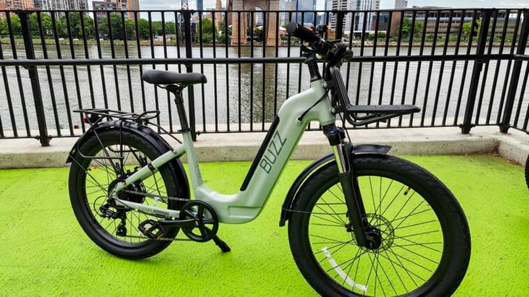 With its step-through frame and classy design, the Cerana 2 doesn't scream for attention—it earns it. ©Image Credit: GEEKSPIN