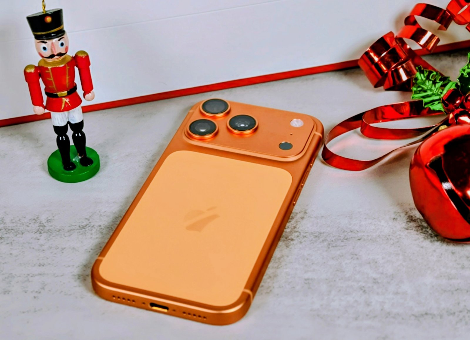 The iPhone 17 Pro in Cosmic Orange ©Image Credit: GEEKSPIN