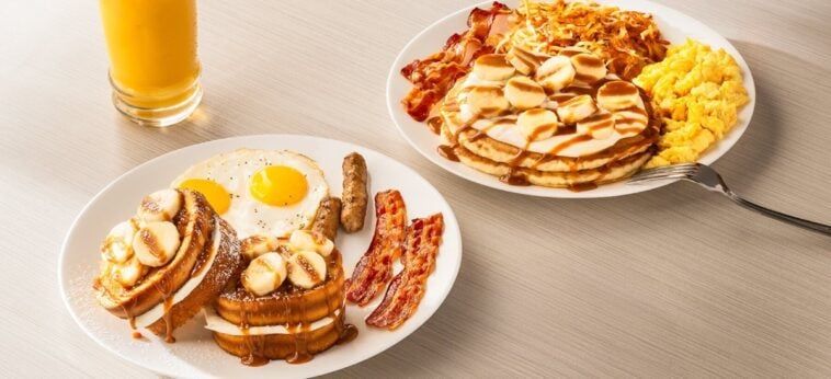 Denny’s launches $5.99 Slammin’ Meal Deals | ©Image Credit: Denny's