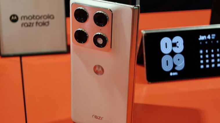 Motorola Razr Fold ©Image Credit: GEEKSPIN