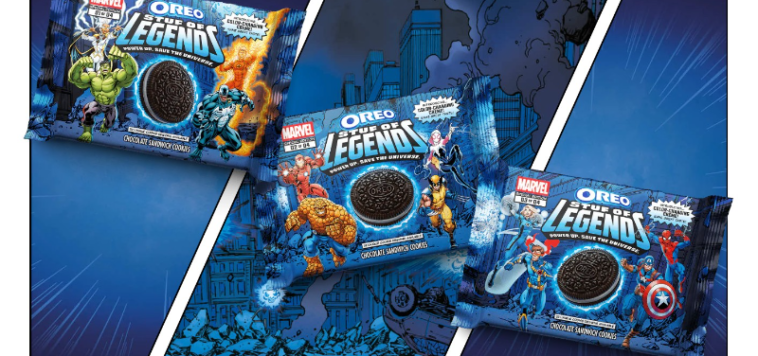 New Marvel Oreo turns blue mid-bite in February | ©Image Credit: Oreo