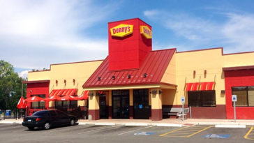 Denny’s shutdown plan moves into execution phase | ©Image Credit: Wikimedia Commons / Mike Mozart
