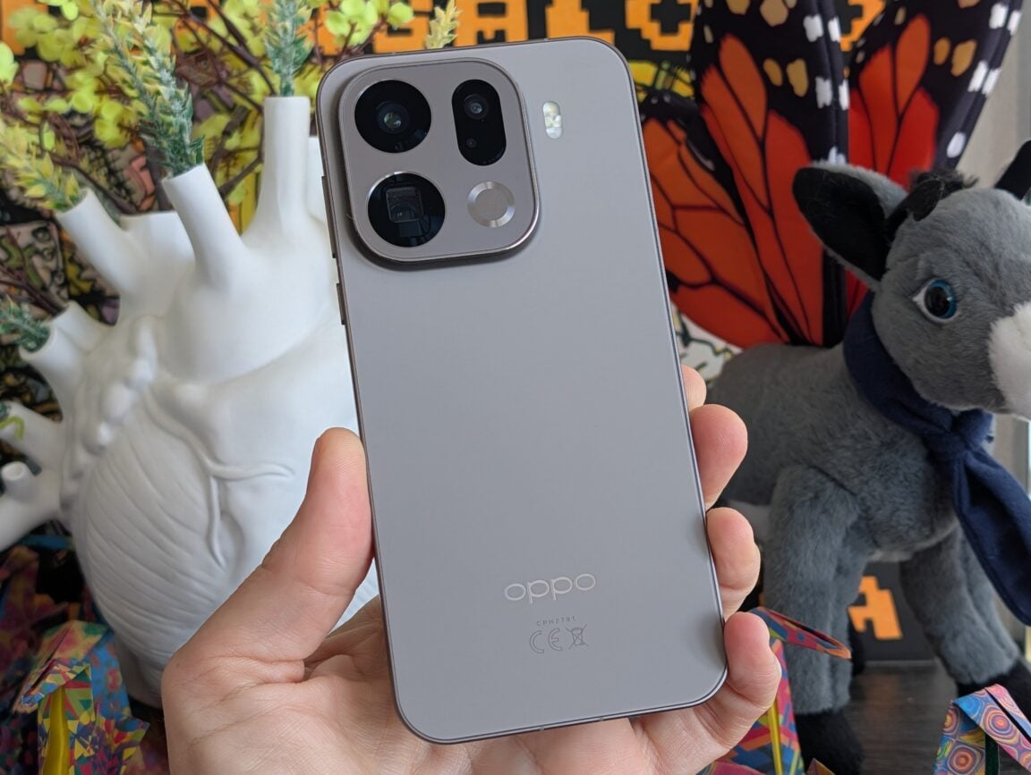 The Oppo Find X9 Pro is a true mobile photography powerhouse ©Image Credit: GEEKSPIN / Myriam Joire